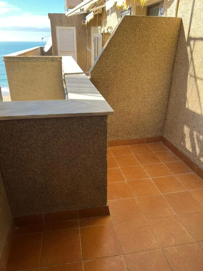 Apartamento Atico Primera Linea De Playa. Cádiz